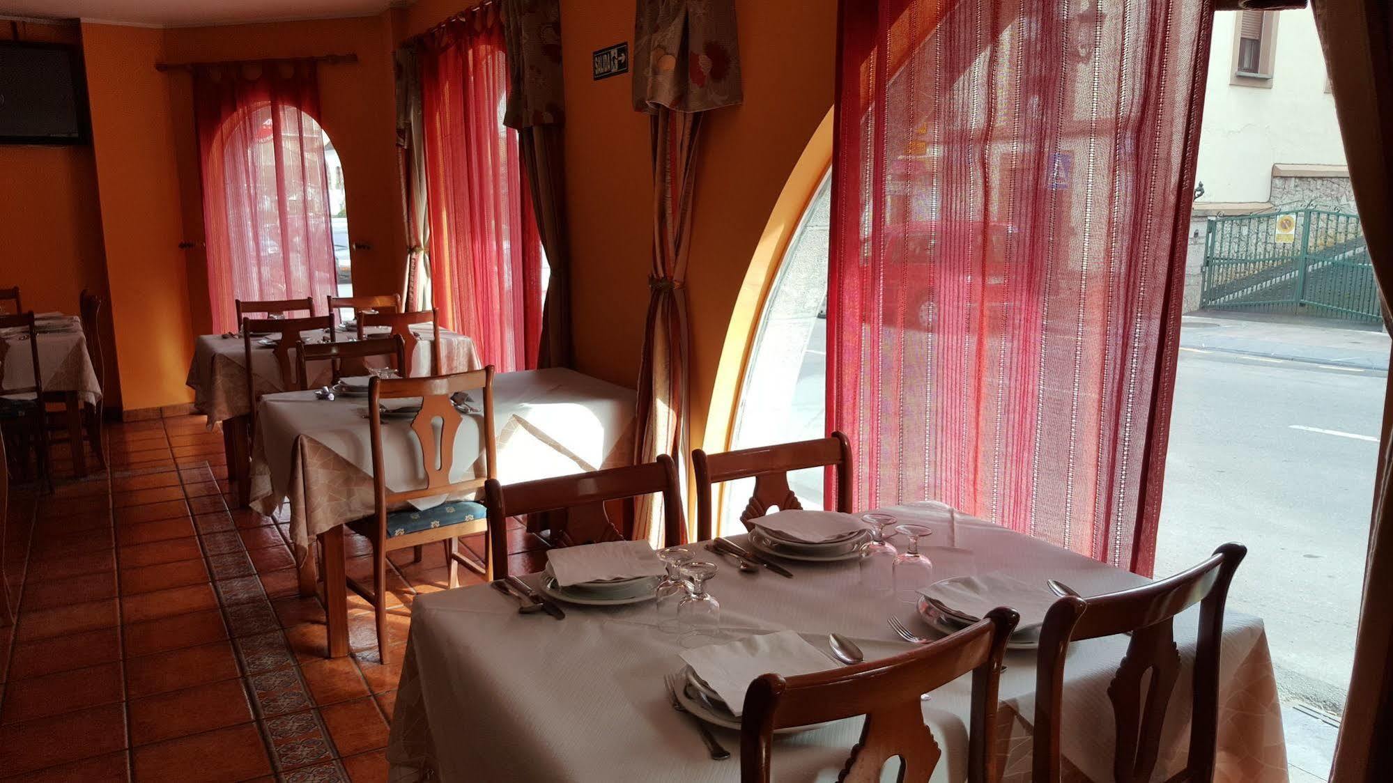 Los Acebos Cangas Cangas de Onis Ngoại thất bức ảnh